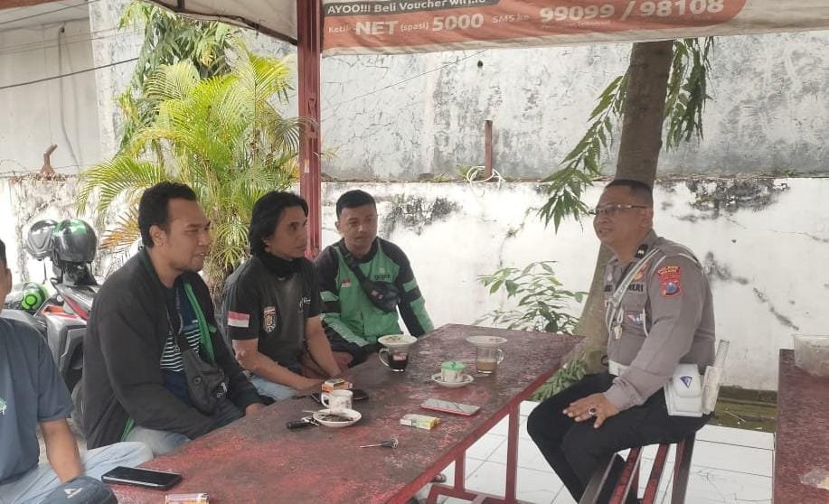 Operasi Patuh Semeru 2025 Polres Ngawi Ngopi Bareng Komunitas Ojol 