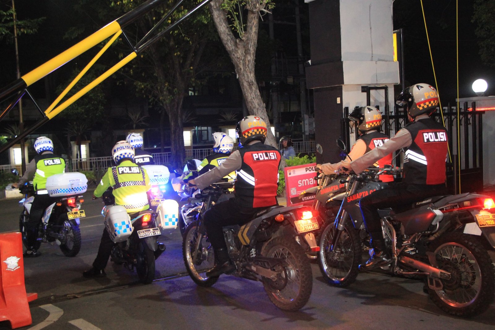 Polres Tuban Gandeng Brimob Polda Jatim dan Pemkab Patroli Skala Besar Pastikan Bumi Wali Kondusif