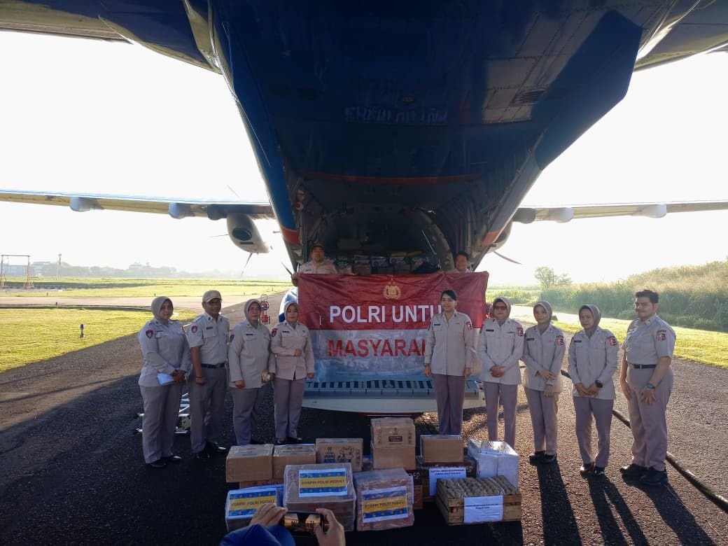Gotong Royong untuk Saudara Kita: Polri Persilakan Masyarakat Menyalurkan Bantuan Logistik melalui Posko Pondok Cabe
