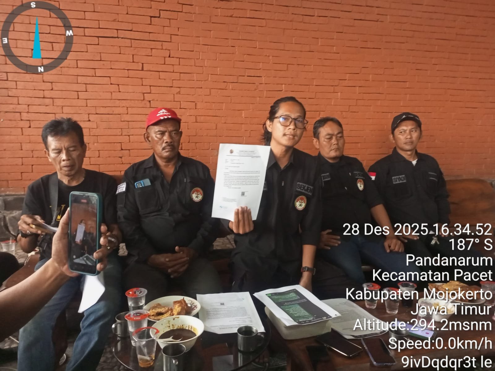 Sekjen HMN Kritisi Peryataan Kades Ngingasrembyon Sebut Kyai Asep Saifuddin Chalim Sebagai”Preman dibalut agama